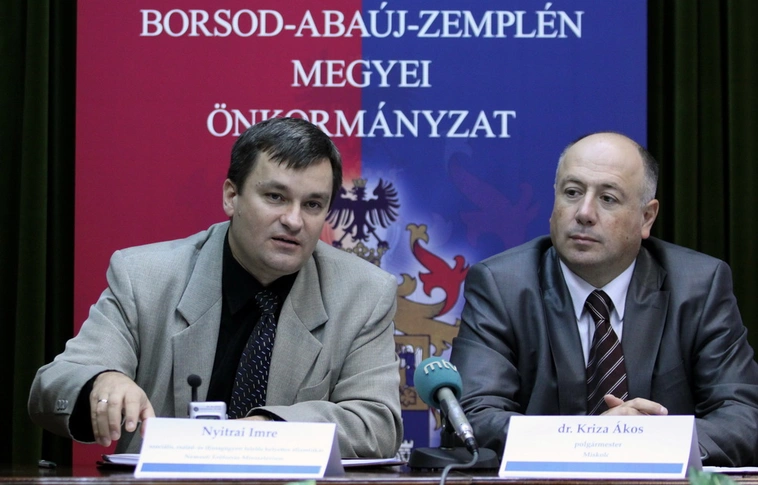 „Utazó minisztérium” a párbeszédért