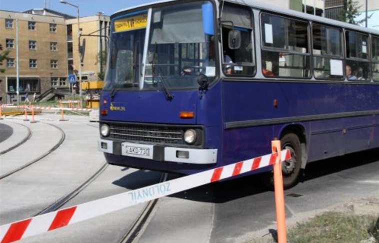 Módosul a villamospótló útvonala