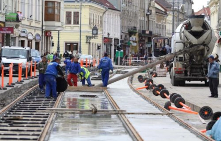Jó ütemben halad a Zöld Nyíl