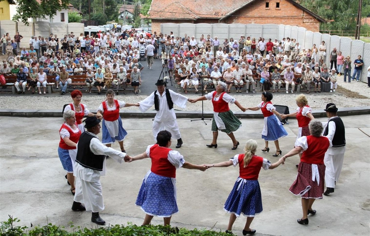 Bányásznapot tartanak Perecesen