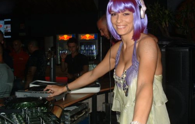 Ibiza után Miskolcon zenélt Niki Belucci (Fotók!)