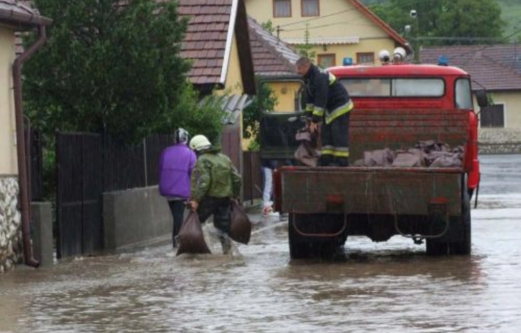 Árvízi depók és mederszabályozás