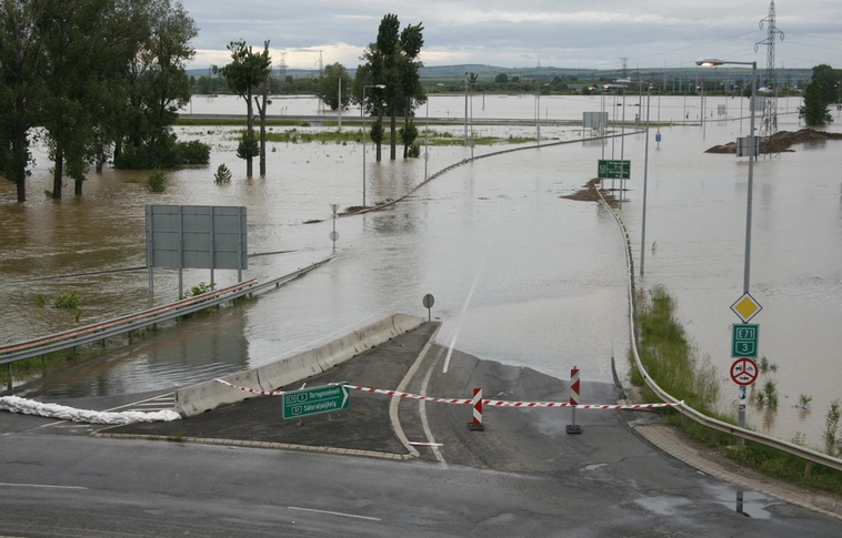 Folyamatos a kárfelmérés a közúthálózaton 