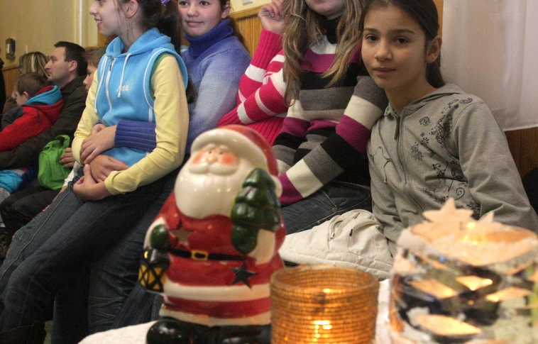 Karácsonyi foglalkoztató