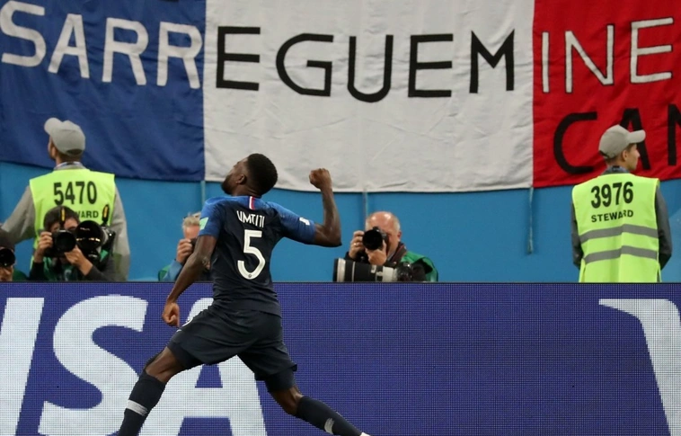 Umtiti góljával vb-döntős Franciaország