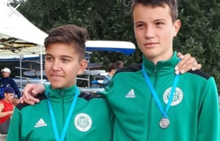 Kajakos érmek Fadd-Domboriból