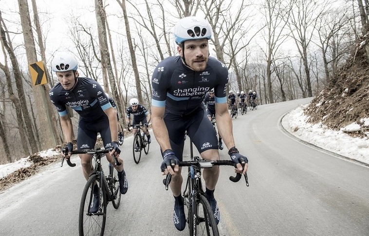 Tour de Hongrie – Cukorbeteg sportolók is tekernek