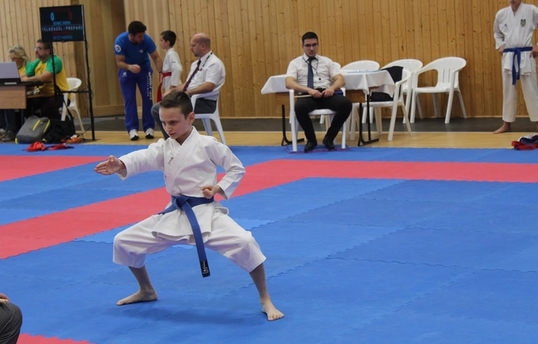 Több száz karatéka küzdött Miskolcon