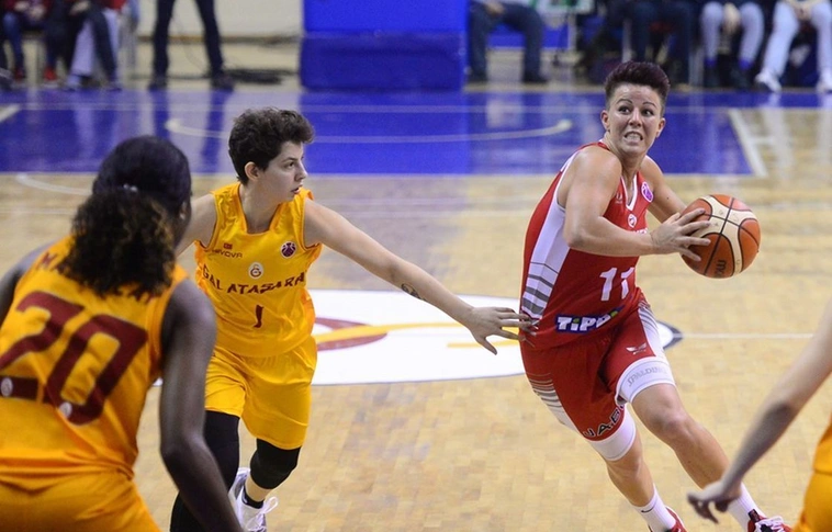 Szoros mérkőzésen maradt alul Isztambulban az Aluinvent DVTK