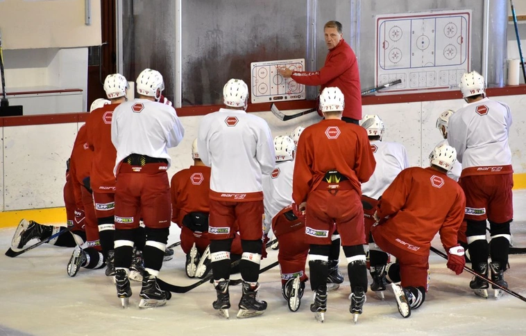 Csütörtökön hazai jégen a DVTK Jegesmedvék