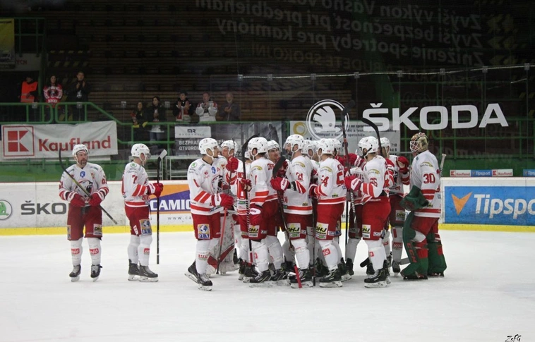 Fölényesen nyert a DVTK