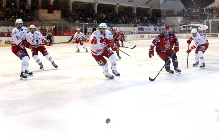 Egy pontot tudtak itthon tartani a Jegesmedvék (Képgalériával!)