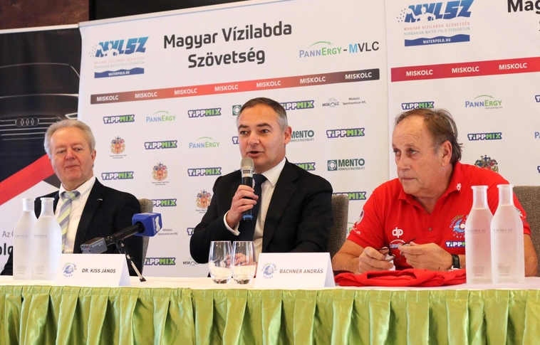 Társadalmi elnököt választott az MVLC