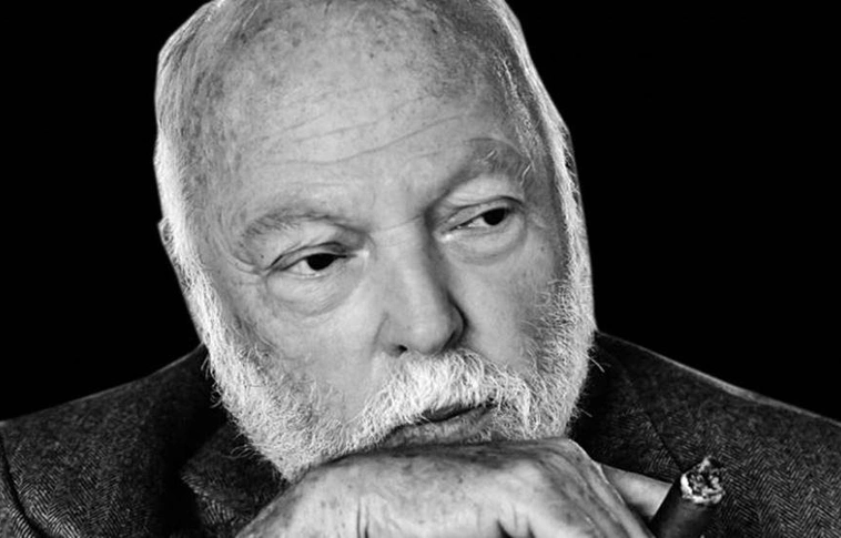 Zárt körben vesznek végső búcsút Andy Vajnától