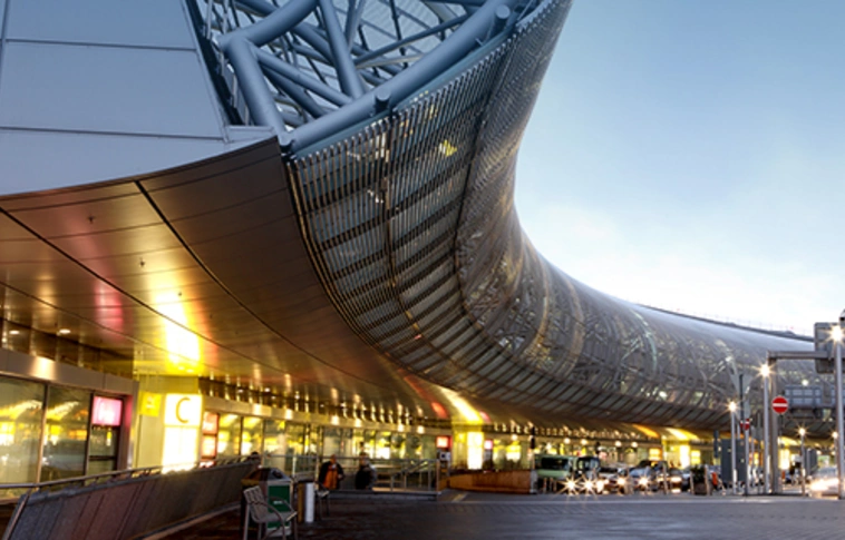 Egész napos sztrájk lesz három németországi repülőtéren csütörtökön