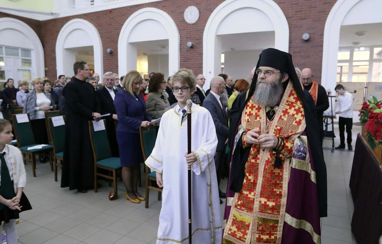 Megáldották a Miskolci Görögkatolikus Általános Iskola felújított épületét