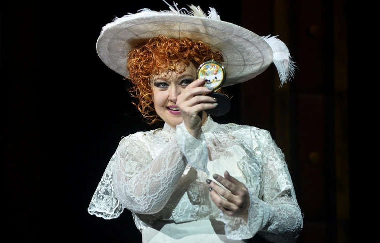 „Soha nem késő szerelmesnek lenni” – Hello, Dolly! bemutató Miskolcon