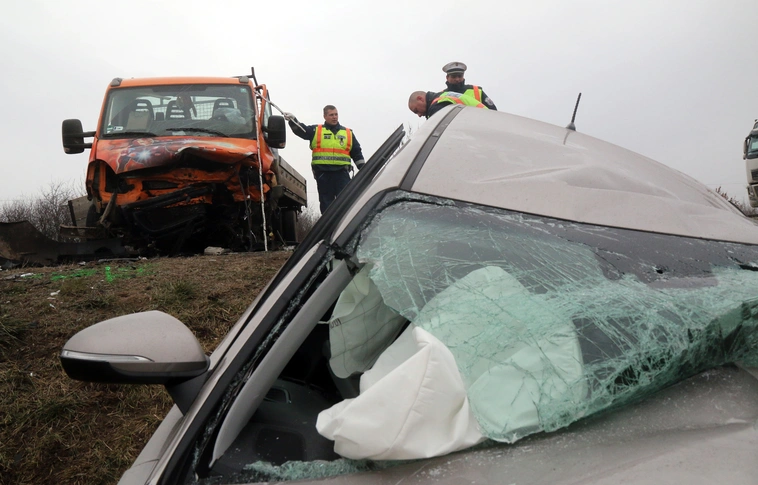 Kettős halálos baleset Méránál