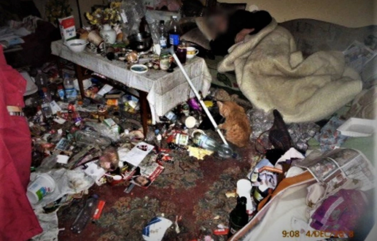 Fagyási sérült, idős asszonyon segítettek a rendészek