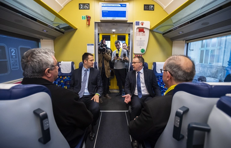 Zarándokvonat indul a csíksomlyói pápai misére