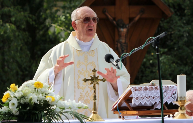 Születésnapi beszélgetés Mikolai Vince diósgyőri plébánossal