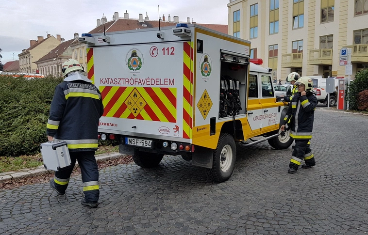 Nagy gáz volt: kiürítettek egy áruházat Budapesten!