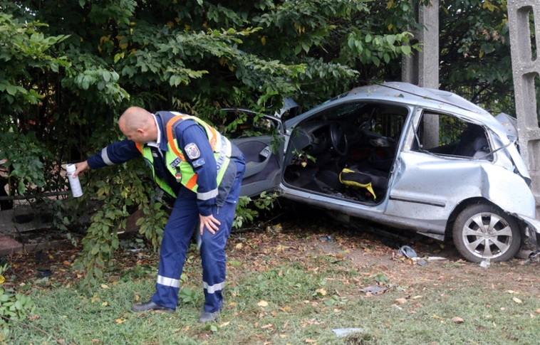 Három gyermek ült az autóban - halálos balesetet okozott az ittas sofőr