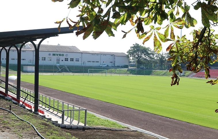 Jelentős fejlesztések, komfortosabb körülmények - újjászületett az MVSC pálya!