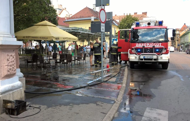 Tűz a belvárosban, ijedtség a Szinva teraszon 