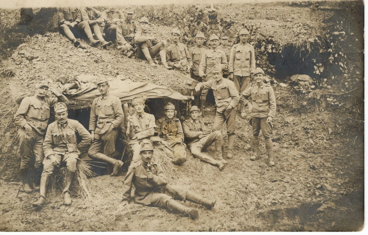 "Hogy méltó helyre kerüljenek a nemzeti emlékezetben" - miskolc háziezredének története 