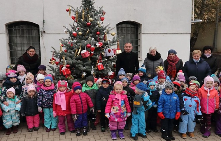 Kívül-belül karácsony a Jókain