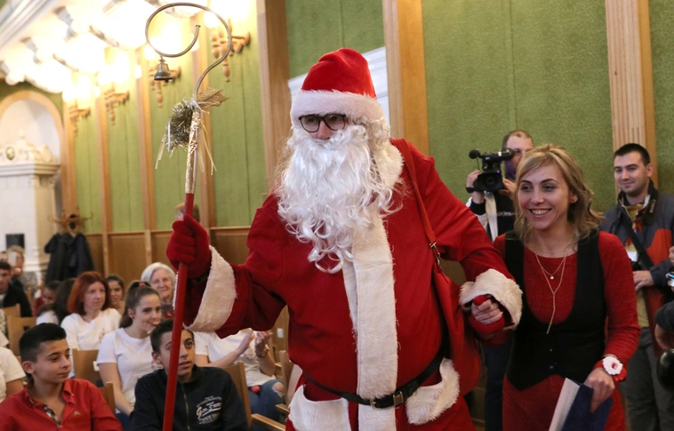 Jótékonysági Mikulás a Megyeházán
