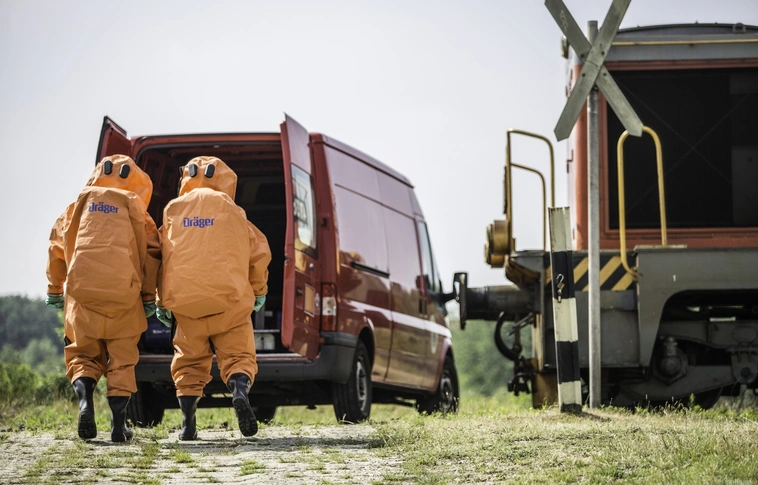 Sósav szivárog a hatvani vasútállomáson - Miskolc felé is késések várhatók