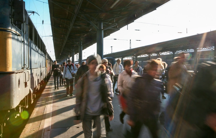 Egymillióan utaztak a MÁV-START járatain a hosszú hétvégén