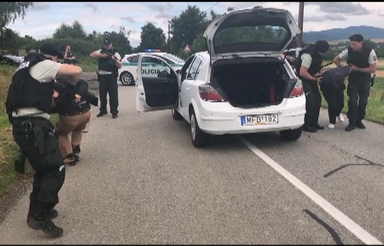 Közös gyakorlat a határon átlépő bűnözés ellen (Videóval!)