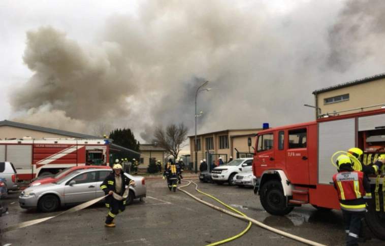 Felrobbant egy lőszerraktár Ukrajna északi részén