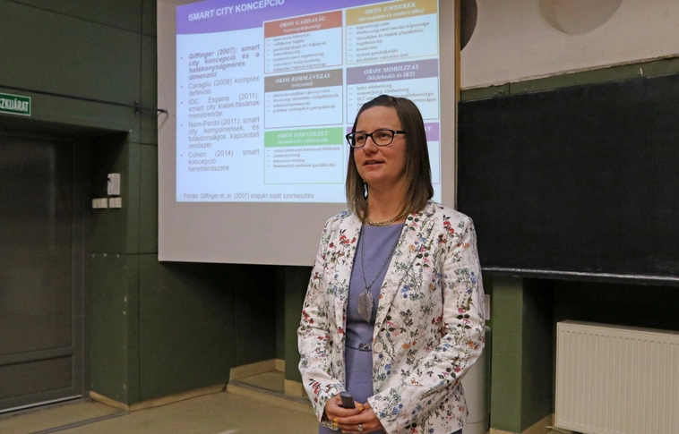 Modern technológiák, okos városok – „Digitális Állam” szakmai rendezvény a Miskolci Egyetemen
