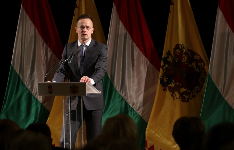 Szijjártó Péter: hivatalosan is bejelentette Magyarország kilépését a globális migrációs csomag elfogadási folyamatából
