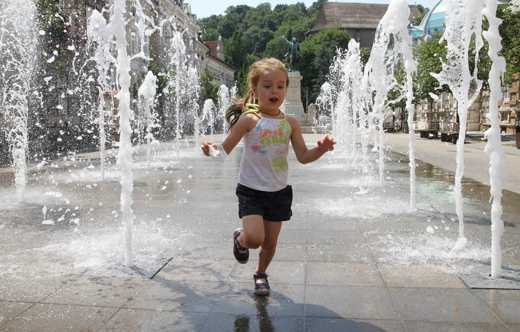 Május 9-től csobog a víz Miskolc szökőkútjaiban