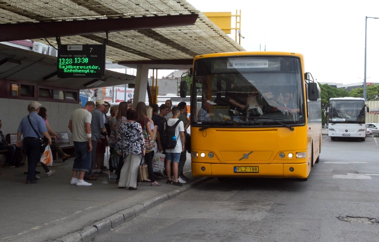 Megkezdődött a Búza téri autóbusz-állomás korszerűsítése