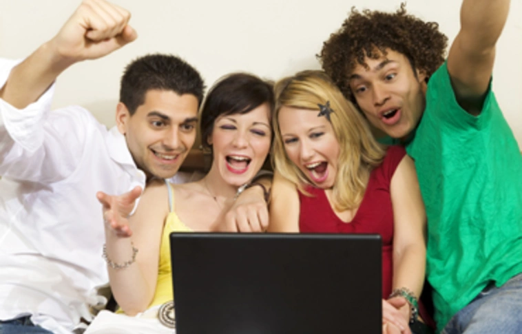 Szerdán hozzák nyilvánosságra a felsőoktatási ponthatárokat – Várd a Szinva teraszon az eredményt!