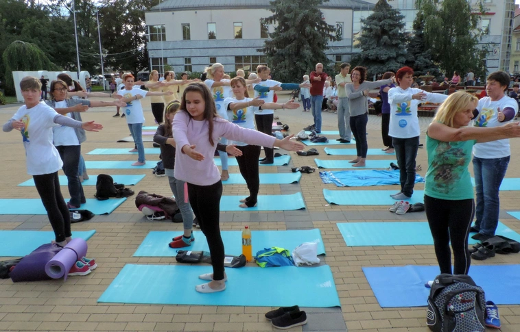 4. Nemzetközi Jóga Nap & 3. Gangesz-Duna: Indiai Kulturális Fesztivál Miskolcon