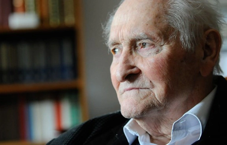 Július 7-én helyezik örök nyugalomra Kányádi Sándort