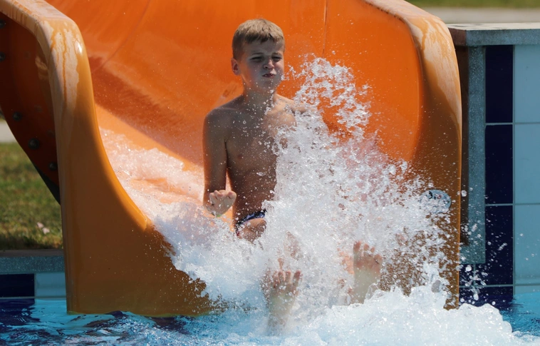Boldog ötödik szülinapot, Selyemréti Strandfürdő!