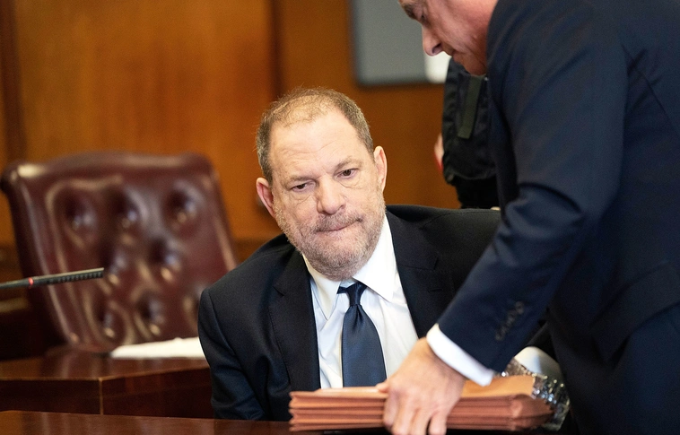 Harvey Weinstein tagadja a bűnösségét