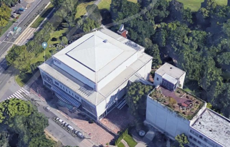 Meg­sza­kadt az adás, ki­gyul­ladt az ATV szék­háza