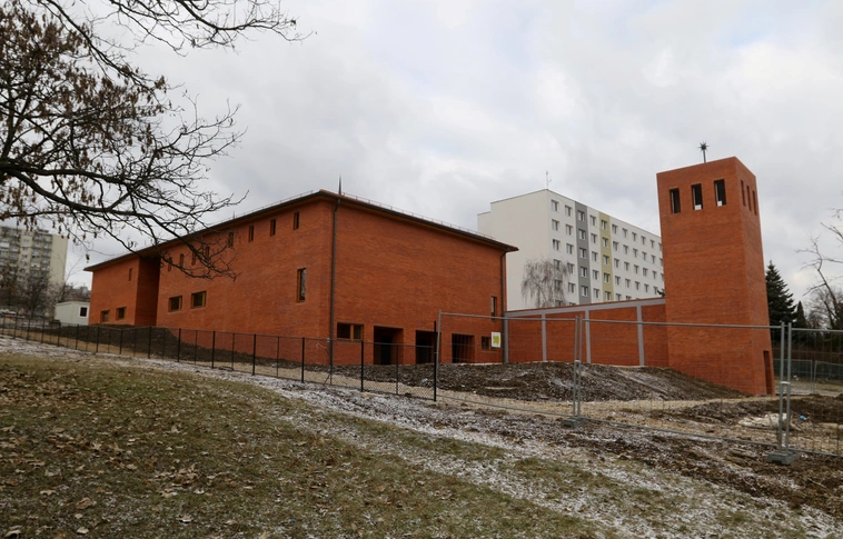 „Ez nemcsak egy templom, ez egy közösségi ház” – Hamarosan átadják az Avas-déli református gyülekezet új templomát