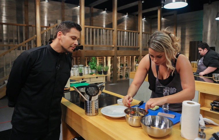 „Édes emlékek anyukámtól” – Miskolcon dedikált Bernáth József sztárséf, mesterszakács