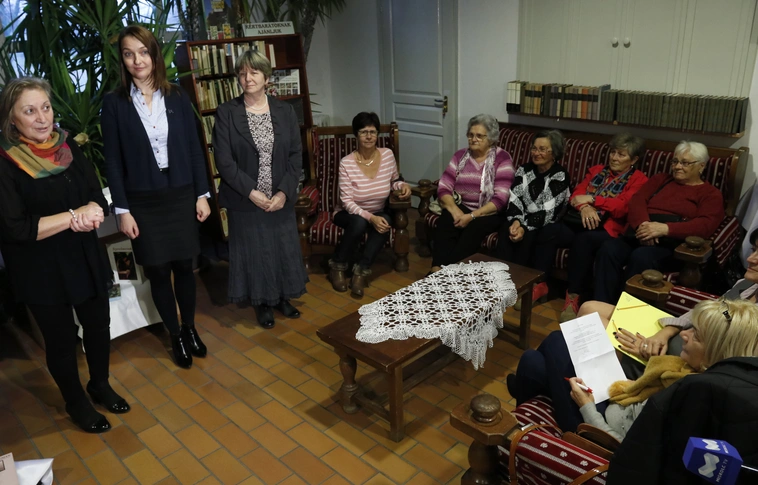 „Könyvkuckó” költözött a Gárdonyiba