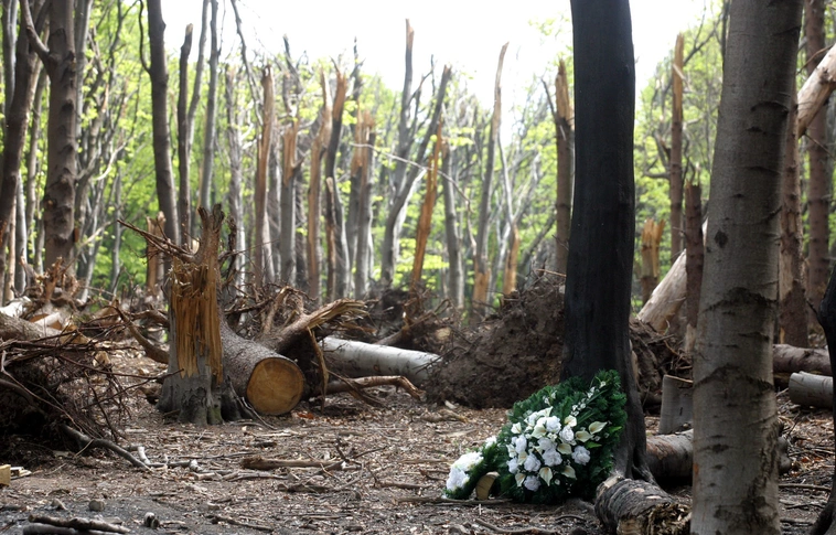 A hejcei katasztrófa áldozataira emlékeznek